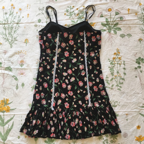 Modcloth Black Floral Dress with White Lace - Picture 3 of 3